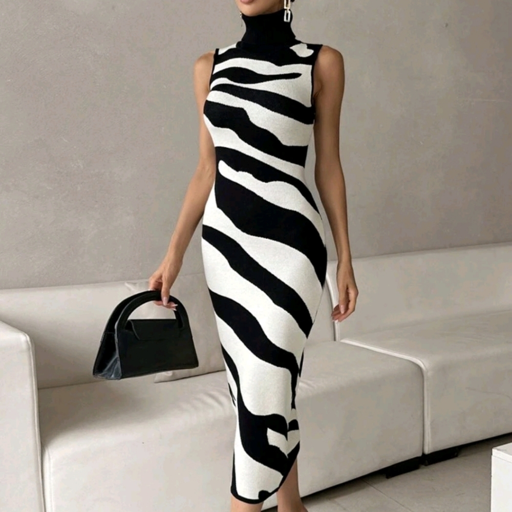 Two Tone Turtleneck Sweater Dress - Picture 3 of 6